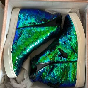 Nikki Mermaid Wedge Sneakers